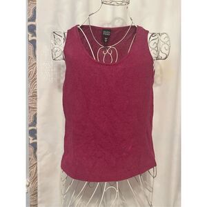 Nice women Eileen Fisher Size Medium  Italian yarn Sleeveless Linen blouse tank